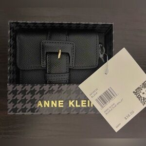 Anne Klein Womens Covered Buckle Flap Wallet